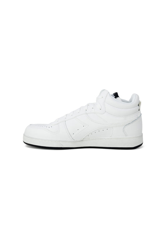 Marchio: Diadora - Genere: Uomo - Tipologia: Sneakers - Stagione: Autunno/InvernColore: bianco, Taglia: 46