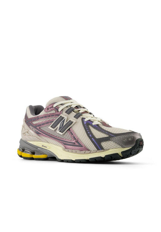 Marchio: New Balance - Genere: Uomo - Tipologia: Sneakers - Stagione: Primavera/Colore: viola, Taglia: 39.5